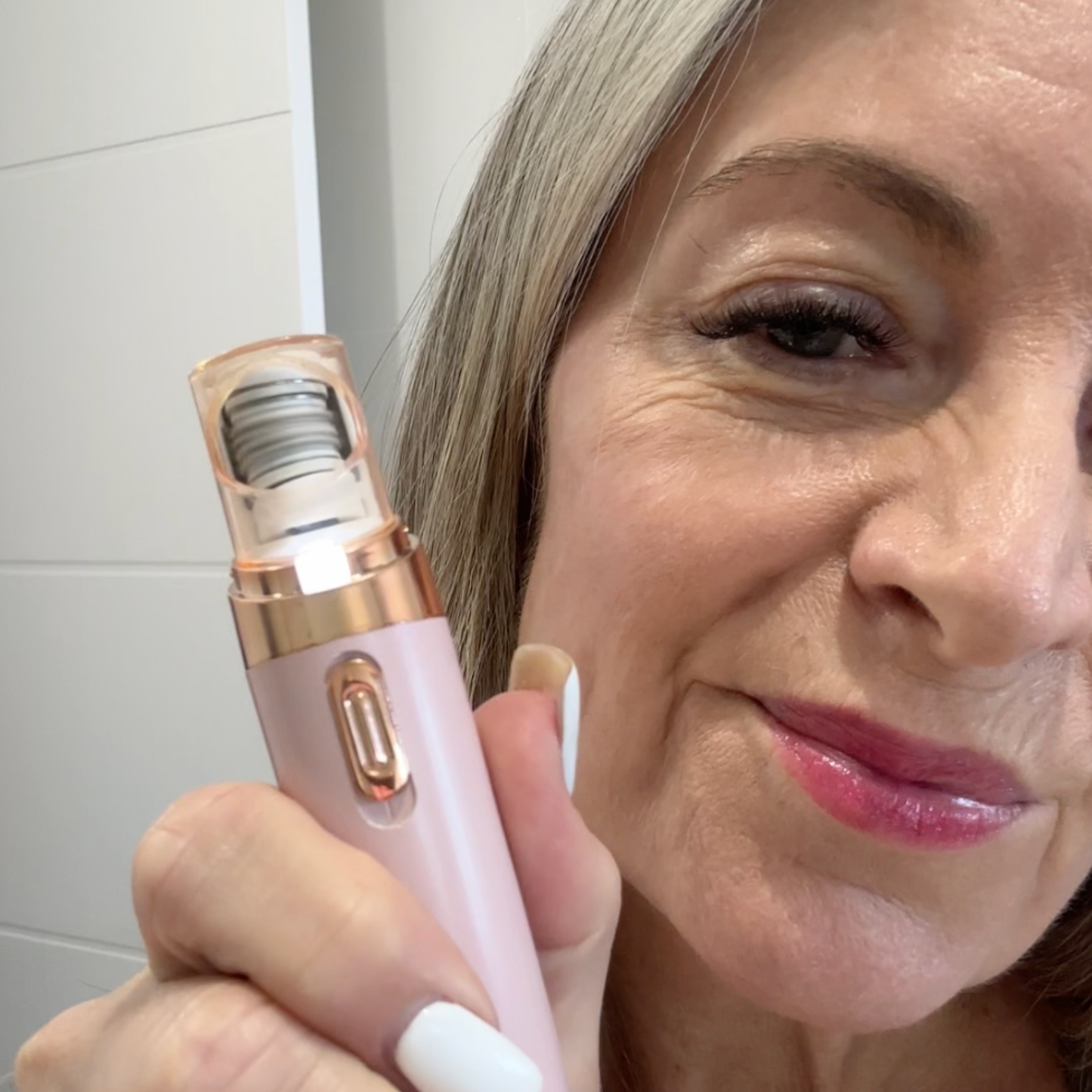 Pluxe Facial Hair Remover - 50% OFF!